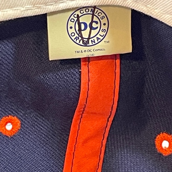 The Flash Pops Heroes Hat - Picture 5 of 6